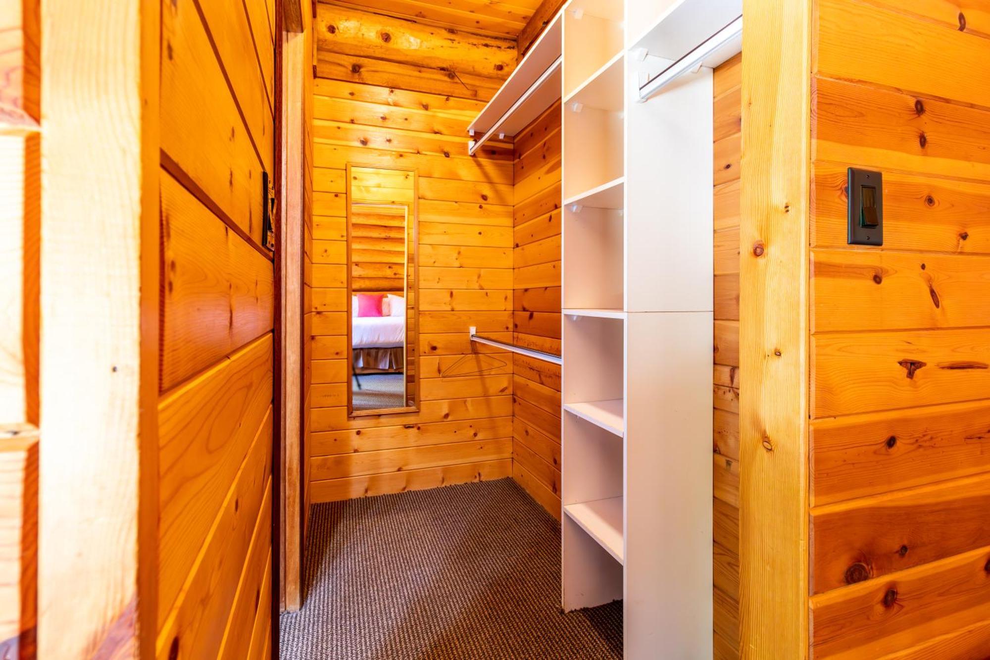 Riverbend Cottage & Rv Resort パークスビル エクステリア 写真